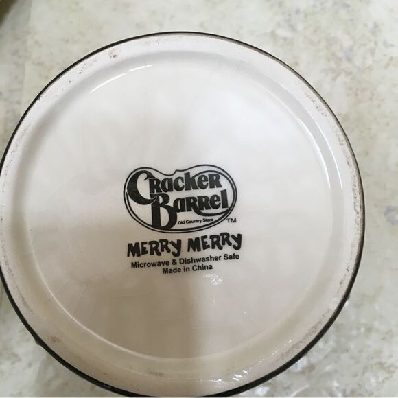 CRACKER BARREL MERRY MERRY CHRISTMAS LARGE MUG AND PLATE - Picture 9 of 10